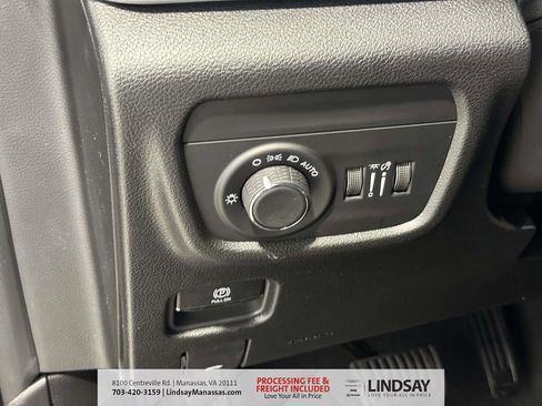 New 2026 Jeep Grand Cherokee L Laredo AWD/4WD image 28