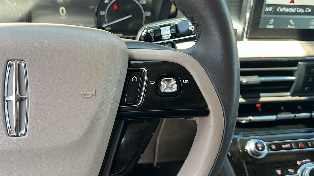 Certified 2022 Lincoln Corsair FWD w/ Premium Package image 18