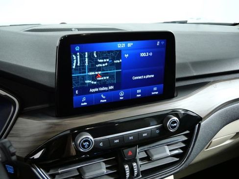 Certified 2020 Ford Escape Titanium w/ Titanium Premium Package 2.0 AWD/4WD image 22