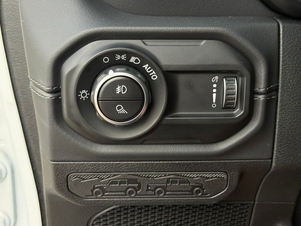 New 2026 Jeep Gladiator Sport AWD/4WD image 23