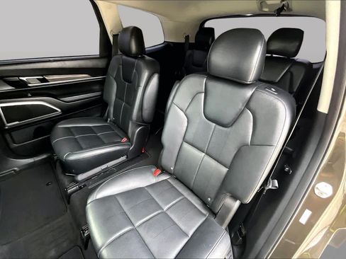 Used 2020 Kia Telluride EX w/ EX Premium Package FWD image 18