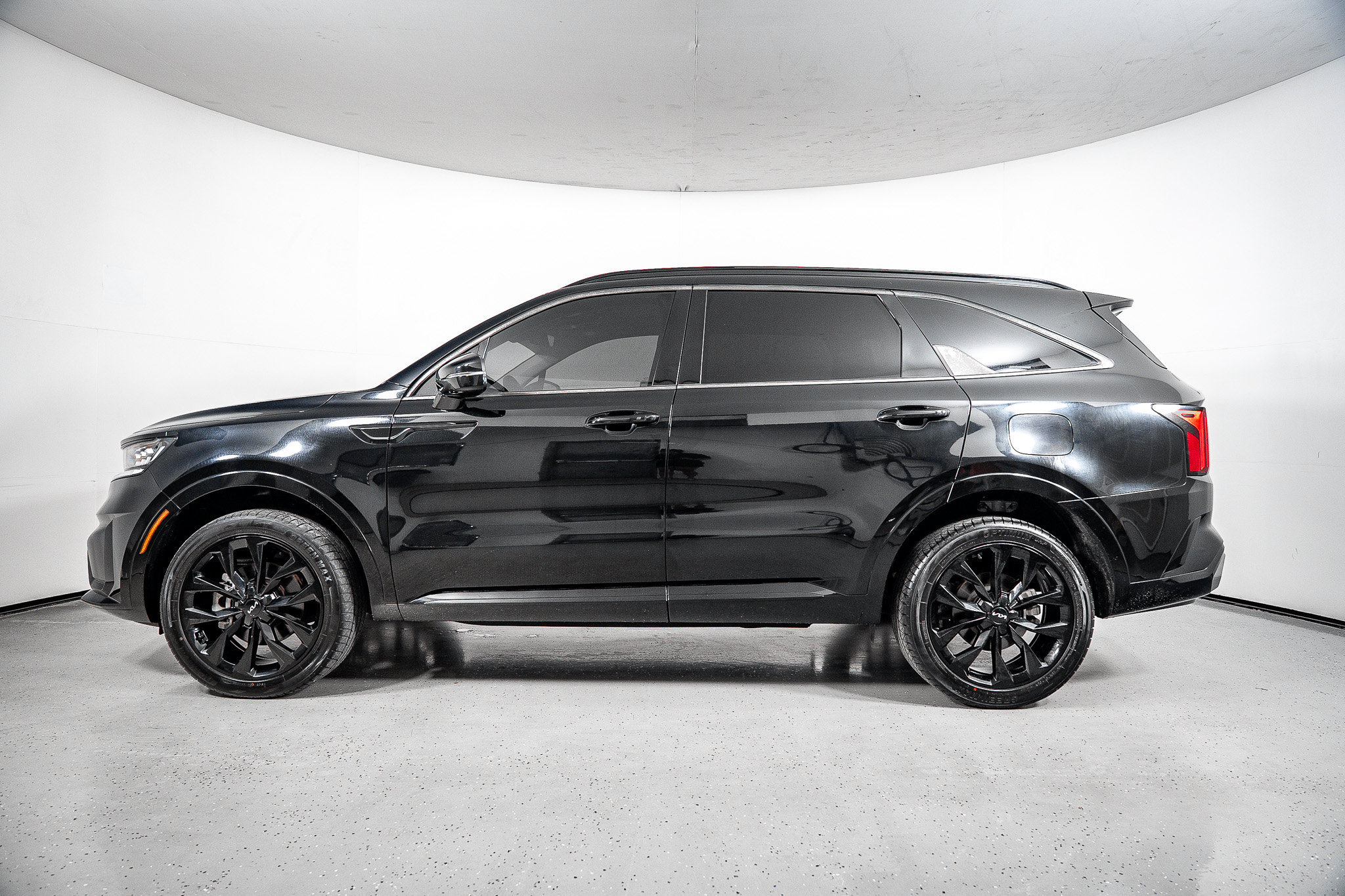 Used 2023 Kia Sorento SX AWD/4WD image 15