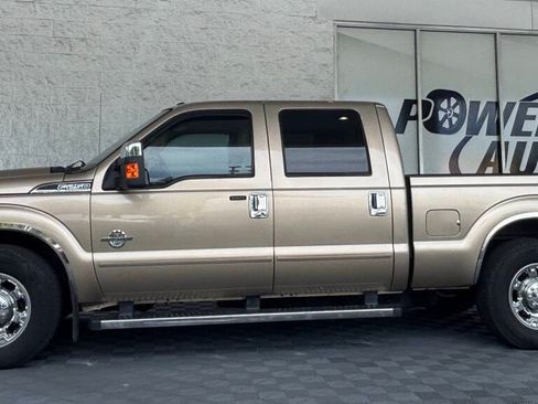 Used 2012 Ford F250 Lariat w/ Chrome Pkg RWD image 7