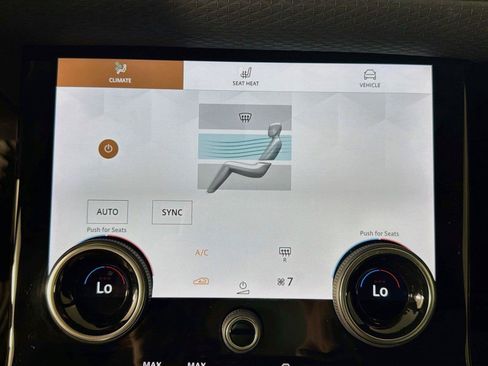 Certified 2022 Land Rover Range Rover Velar R-Dynamic S AWD/4WD image 15