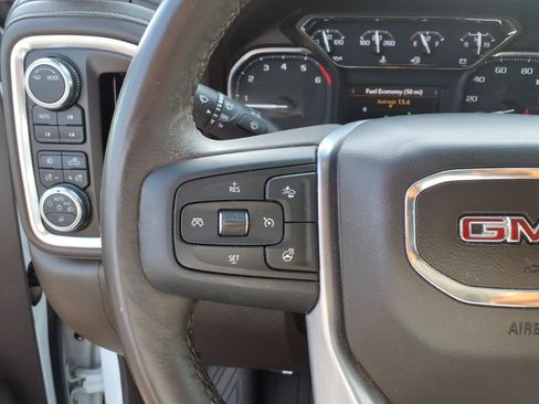 Used 2022 GMC Sierra 1500 SLT w/ SLT Premium Plus Package AWD/4WD image 11