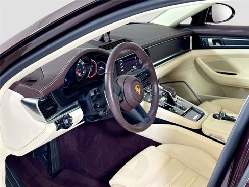 Used 2023 Porsche Panamera Platinum Edition image 13