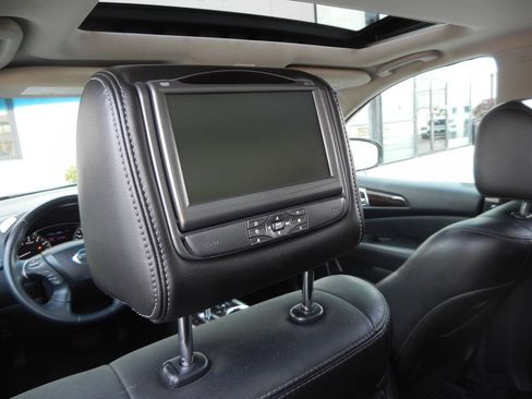 Used 2014 Nissan Pathfinder SL w/ SL Premium Package AWD/4WD image 5