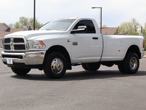 Used 2012 RAM 3500 ST w/ Chrome Appearance Group image 11