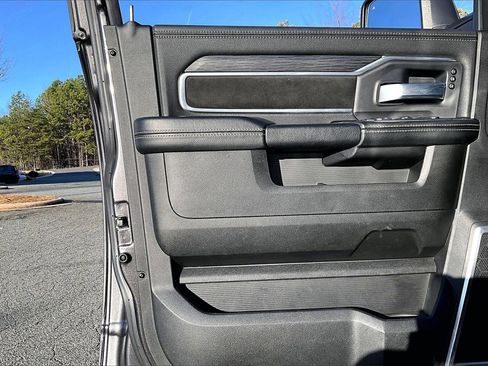 Certified 2024 RAM 2500 Laramie w/ Night Edition image 27