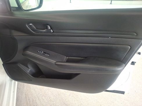 Used 2023 Nissan Altima 2.5 S FWD image 21