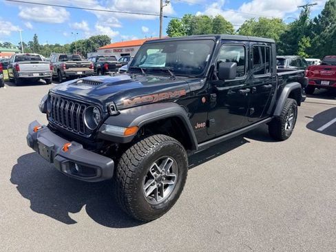 Used 2026 Jeep Gladiator Mojave AWD/4WD image 3