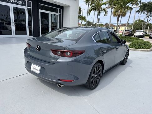 Used 2023 MAZDA MAZDA3 s FWD image 3