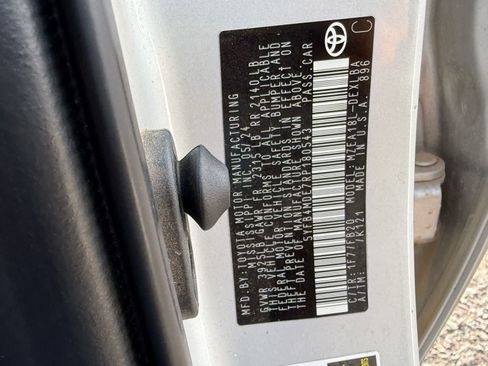 Used 2024 Toyota Corolla LE FWD image 27