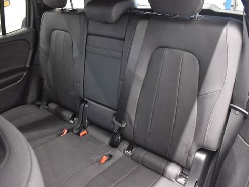 New 2026 Mercedes-Benz GLB 250 4MATIC image 7