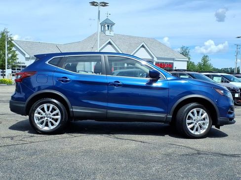 Used 2021 Nissan Rogue Sport S AWD/4WD image 2