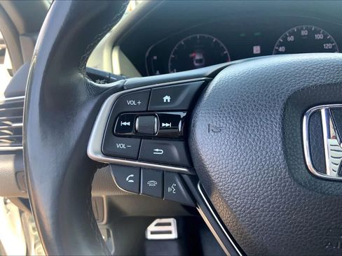 Used 2018 Honda Accord Sport image 24