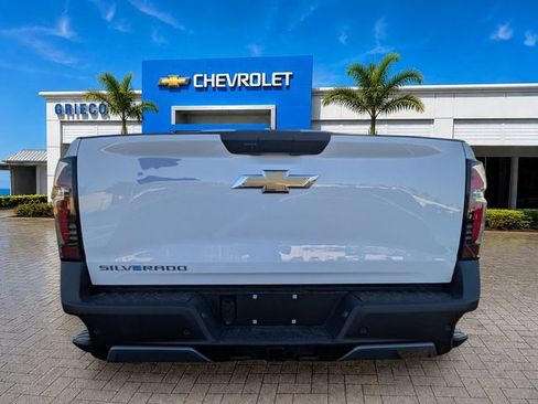 New 2026 Chevrolet Silverado EV LT AWD/4WD image 8