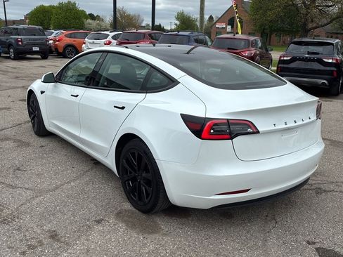 Used 2023 Tesla Model 3 Standard Range RWD image 4