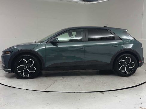 Used 2024 Hyundai Ioniq 5 SEL AWD/4WD image 9