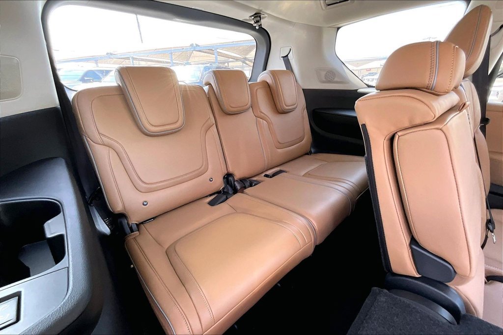 New 2027 INFINITI QX80 Luxe w/ Cargo Package AWD/4WD image 45