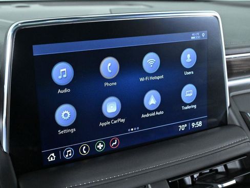 Used 2021 Chevrolet Tahoe Z71 w/ Luxury Package image 18