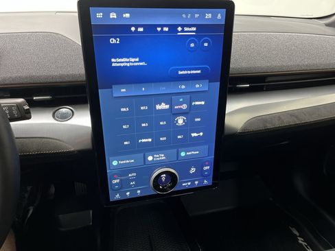 Used 2022 Ford Mustang Mach-E GT image 19