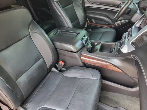 Used 2015 GMC Yukon SLT w/ HD Trailering Package AWD/4WD image 15