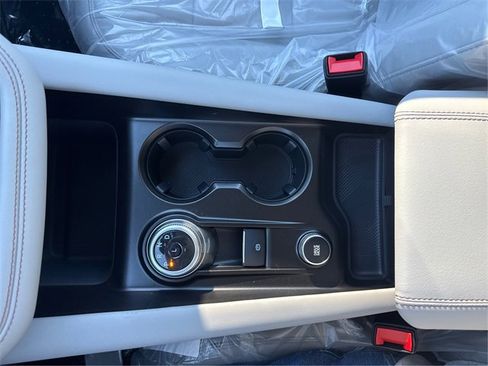 New 2026 Ford Explorer Active image 19