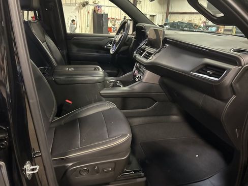 Used 2024 GMC Yukon SLT image 34