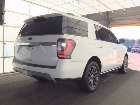 Used 2021 Ford Expedition Limited image 2