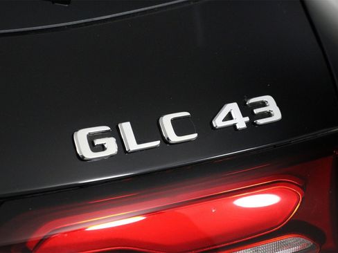 Used 2025 Mercedes-Benz GLC 43 AMG GLC 43 AMG image 20