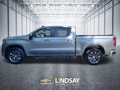 Used 2023 Chevrolet Silverado 1500 LT AWD/4WD image 5