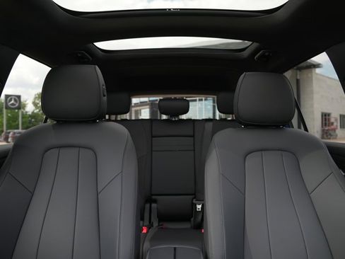 Certified 2026 Mercedes-Benz GLB 250 4MATIC image 34