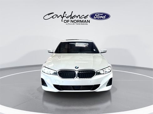 Used 2025 BMW 330i Sedan image 2