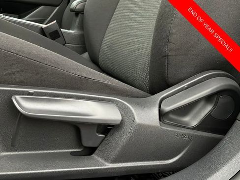 Used 2019 Volkswagen Jetta S image 11