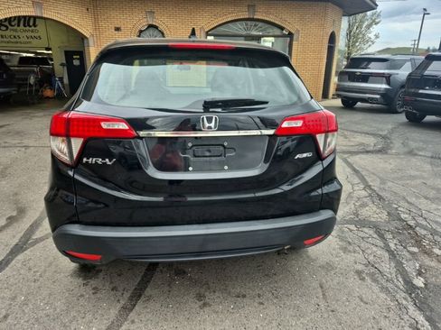 Used 2019 Honda HR-V LX image 6