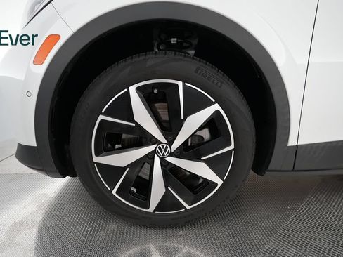 Used 2023 Volkswagen ID.4 Pro S AWD/4WD image 18