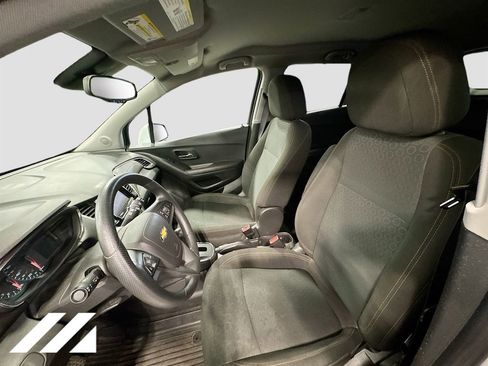Used 2020 Chevrolet Trax LS w/ Tint and Cruise Package FWD image 22