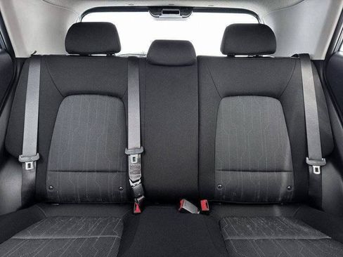 Certified 2026 Hyundai Venue SE FWD image 16