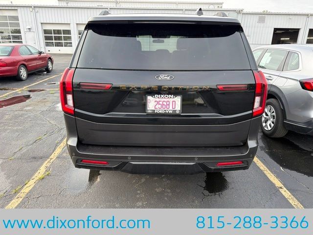 Used 2025 Ford Expedition Tremor AWD/4WD image 6