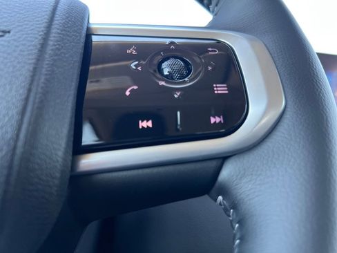 New 2026 Nissan Armada SV image 11