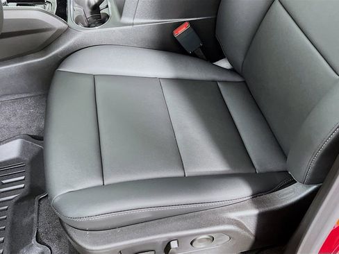 New 2026 GMC Canyon Elevation w/ Convenience Package image 15