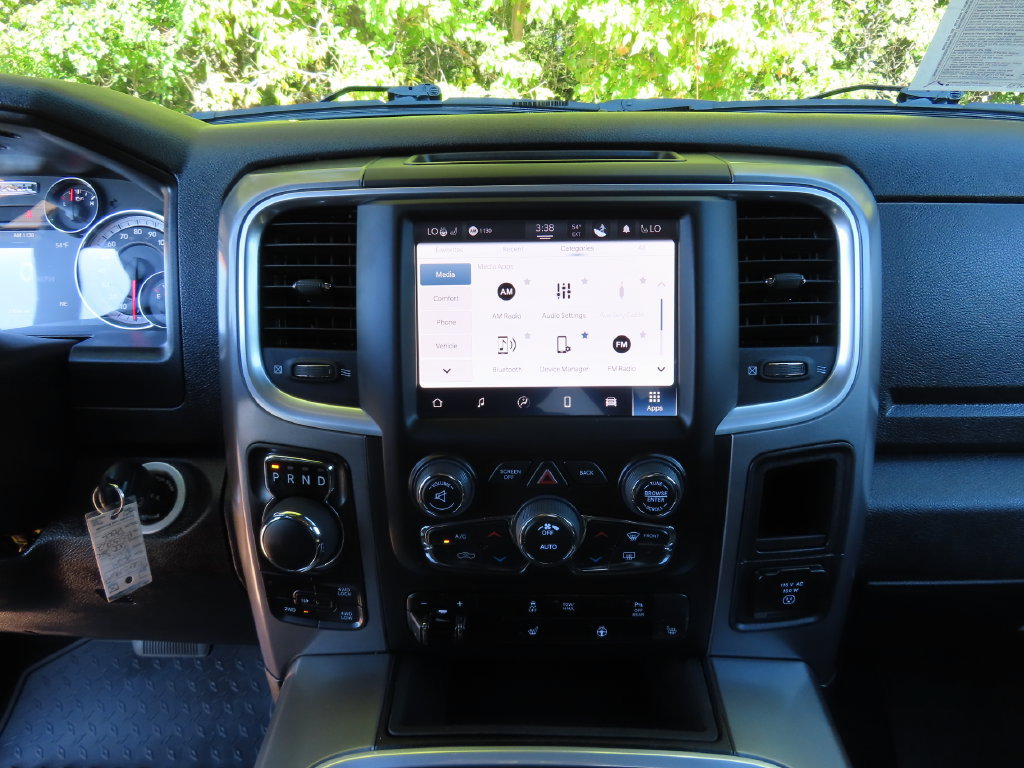 Used 2024 RAM 1500 Warlock w/ Electronics Group AWD/4WD image 19