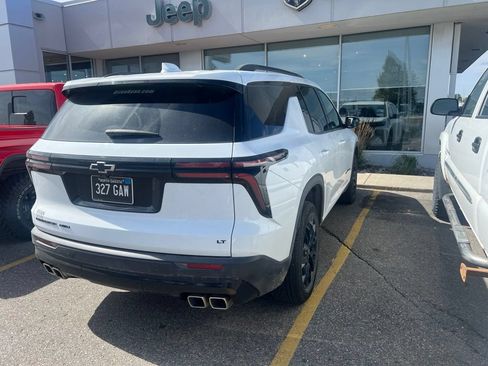 Used 2024 Chevrolet Traverse LT w/ Midnight/Sport Edition AWD/4WD image 6