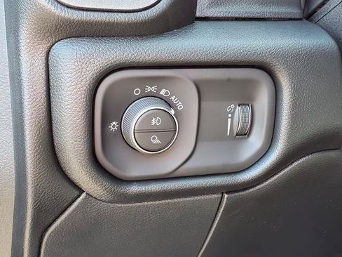 New 2026 RAM 2500 Tradesman AWD/4WD image 7