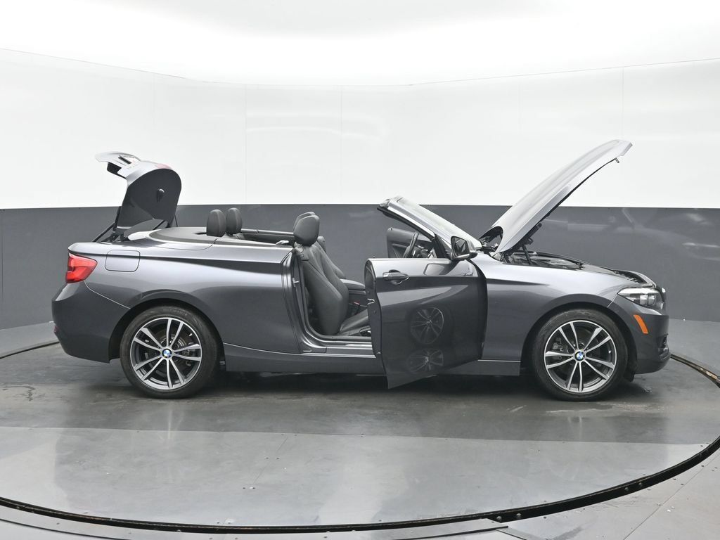 Used 2018 BMW 230i xDrive Convertible AWD/4WD image 35