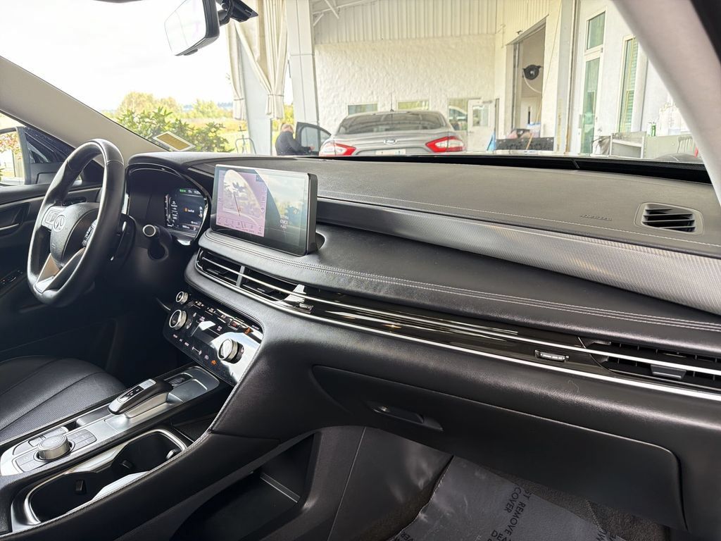 Used 2025 INFINITI QX60 Luxe AWD/4WD image 30