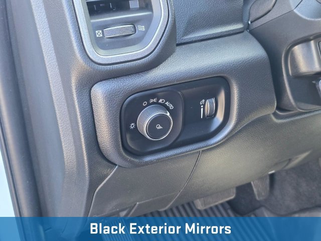 Used 2024 RAM 3500 Tradesman w/ Chrome Appearance Group AWD/4WD image 26
