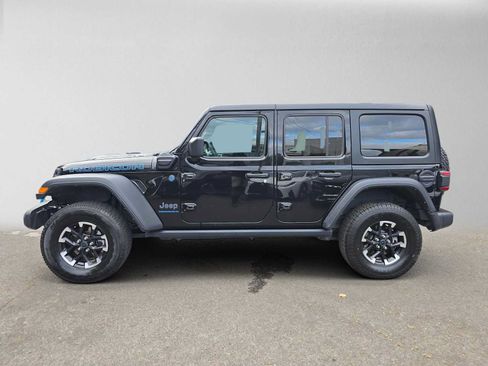 Used 2024 Jeep Wrangler Unlimited Rubicon 4xe AWD/4WD image 6