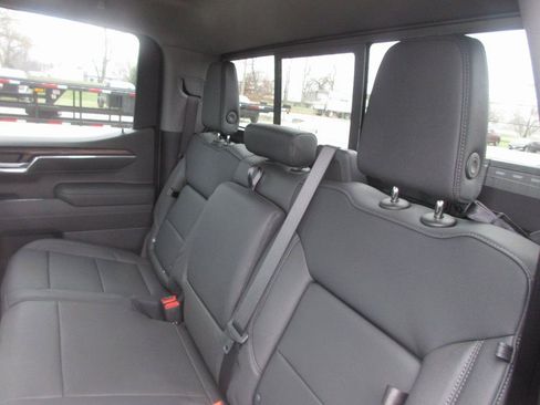 New 2026 GMC Sierra 1500 SLT w/ SLT Premium Plus Package image 14